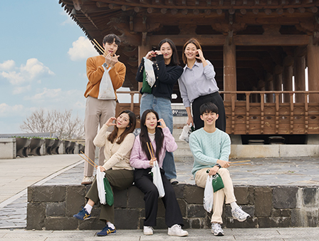 GREENSIGHT
전북본부 직원과 함께하는 ‘봄꽃 맞이 플로깅’